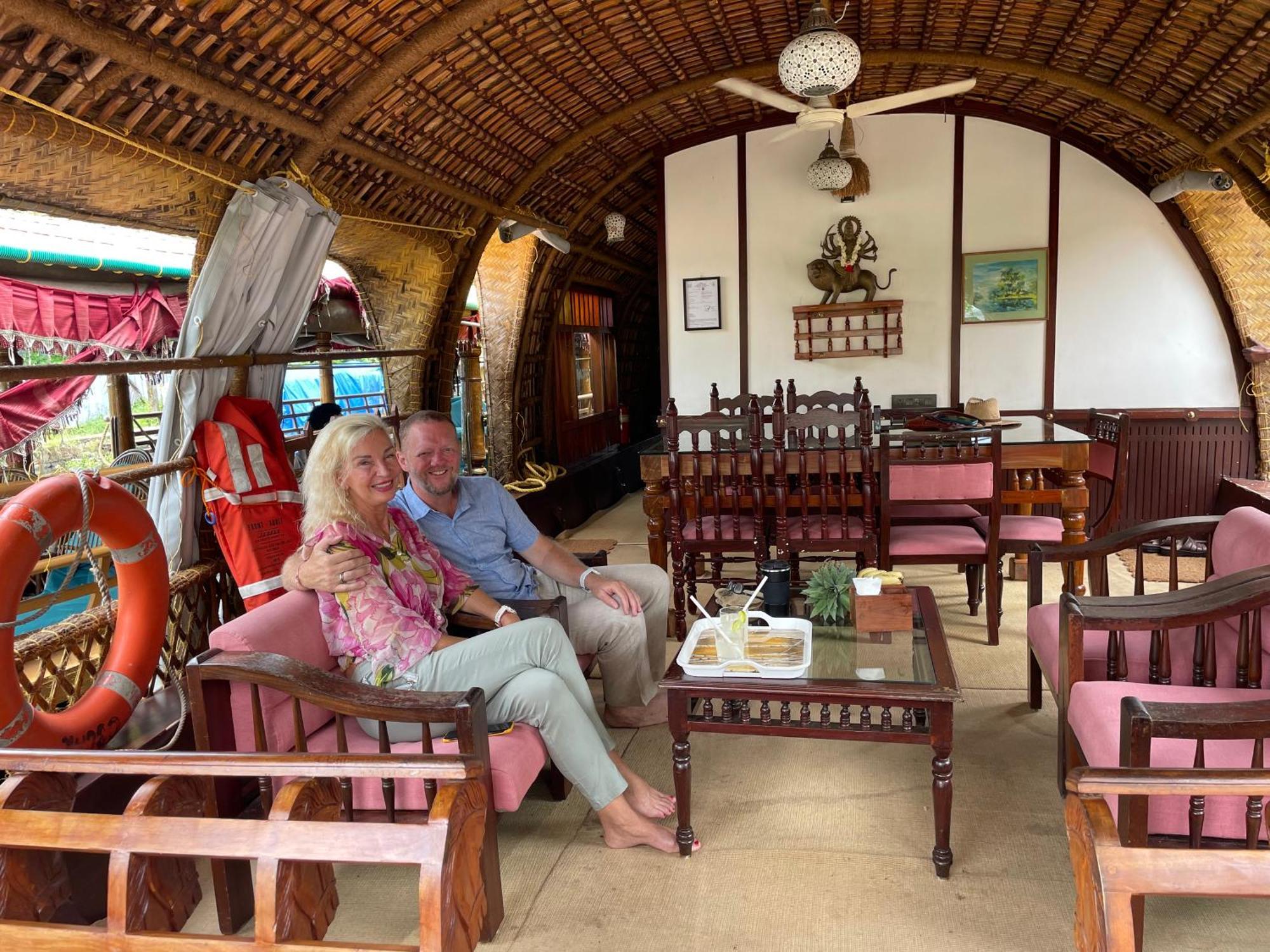 Thara'S Houseboat Hotel Alappuzha Exterior photo